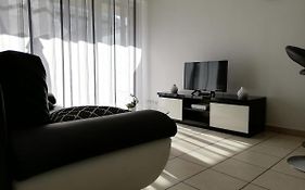 Appartement 2P et parking privé à 50m des plages.