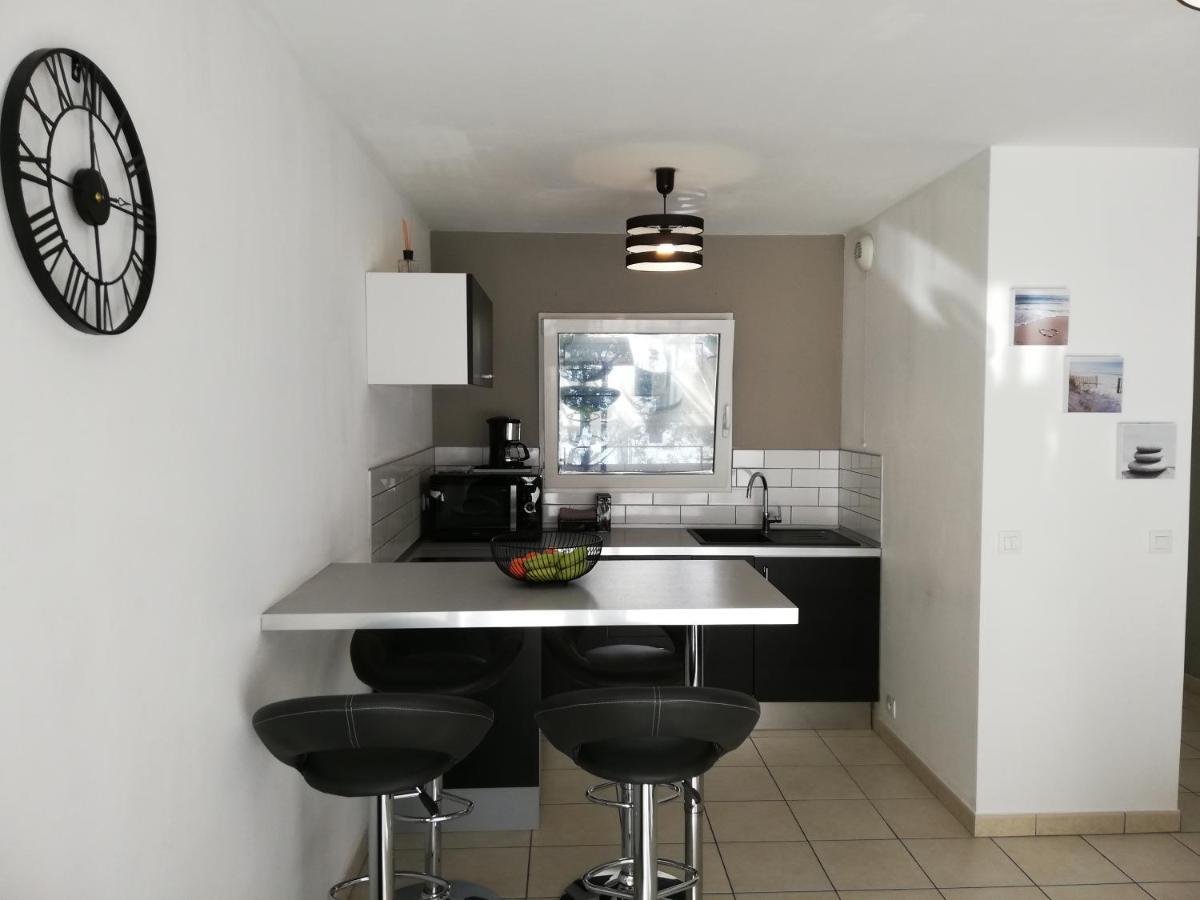 Appartement 2P et parking privé à 50m des plages. Villeneuve-Loubet Esterno foto
